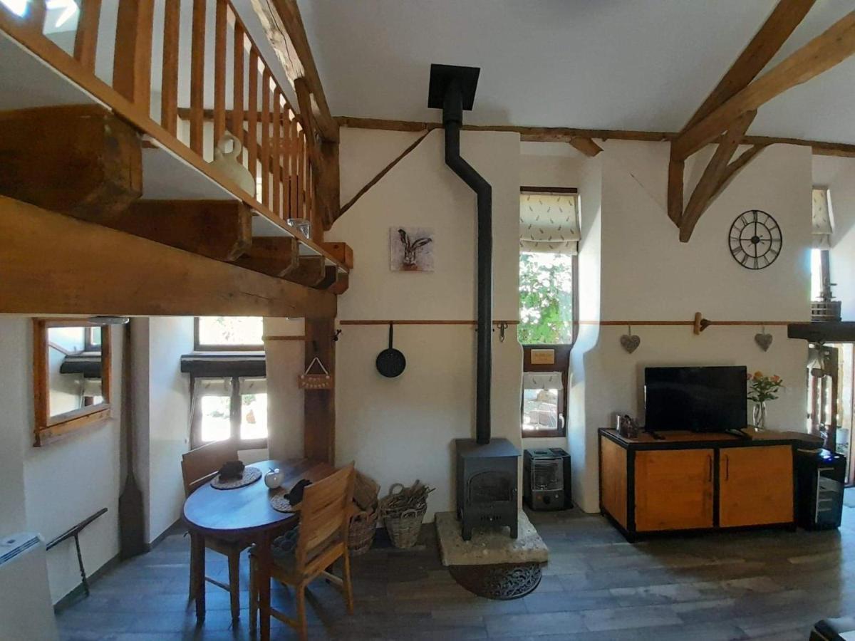 Lpc Dordogne Holidays - Le Petit Coin Lussas-et-Nontronneau المظهر الخارجي الصورة