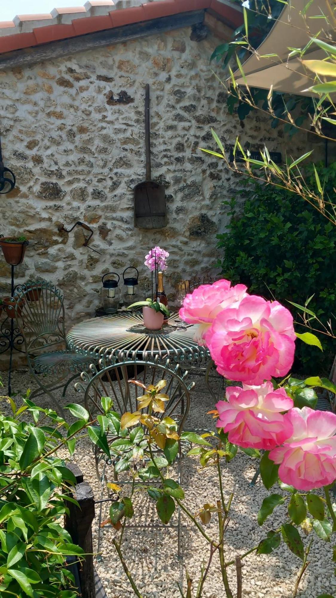 Lpc Dordogne Holidays - Le Petit Coin Lussas-et-Nontronneau المظهر الخارجي الصورة