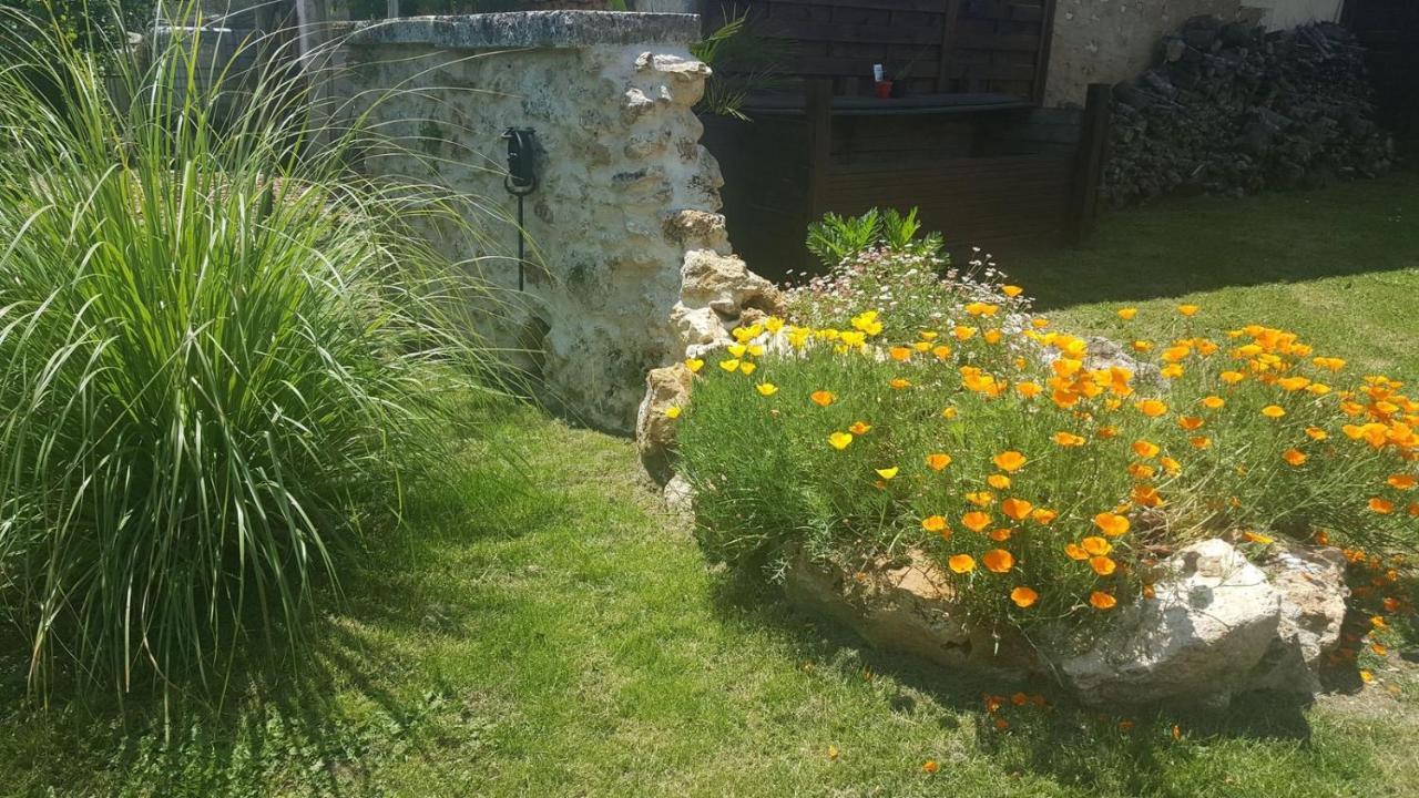 Lpc Dordogne Holidays - Le Petit Coin Lussas-et-Nontronneau المظهر الخارجي الصورة